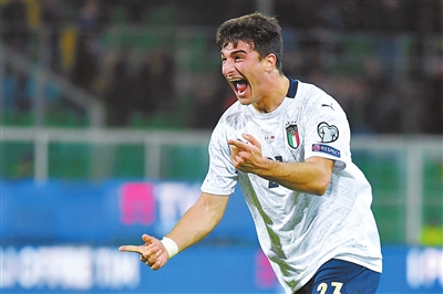 势在于她的 势在于她的